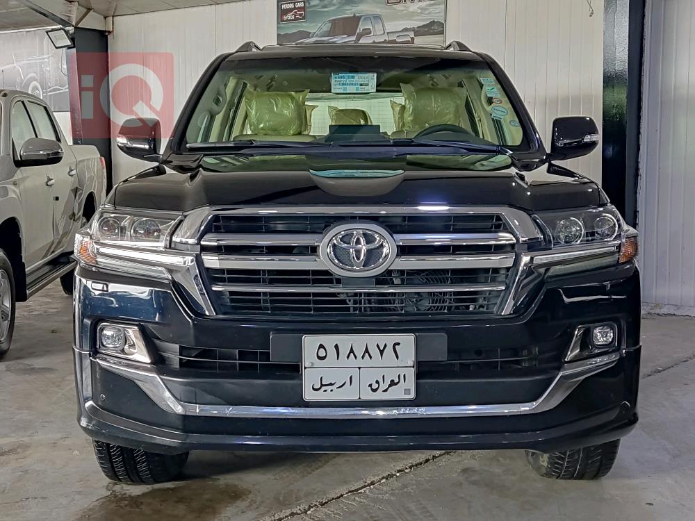 تويوتا لاندكروزر